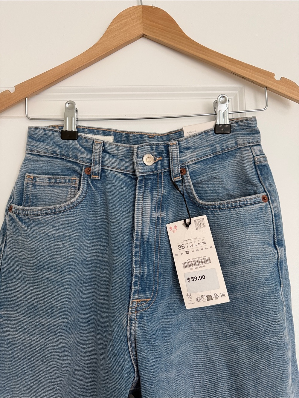 Zara Light Blue High Rise Women’s Jeans